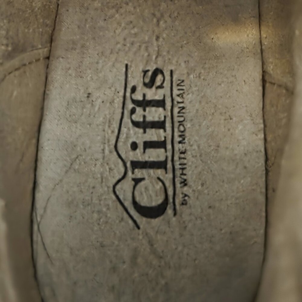 Cliffs Bootie - Picture 9 of 11